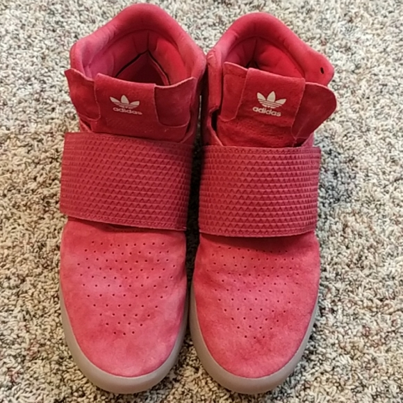 Red Adidas suede hightops - Picture 1 of 9